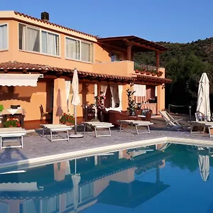 Li Muntigeddi *** San Teodoro (Sardinia)